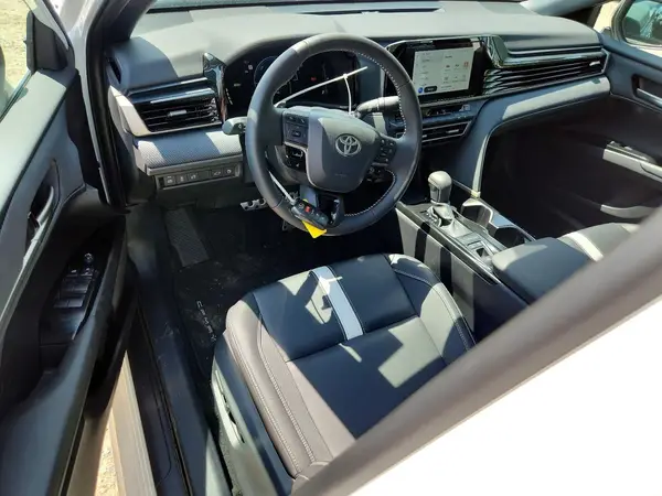 4T1DAACK2SU085528 2025 TOYOTA CAMRY - Image 8