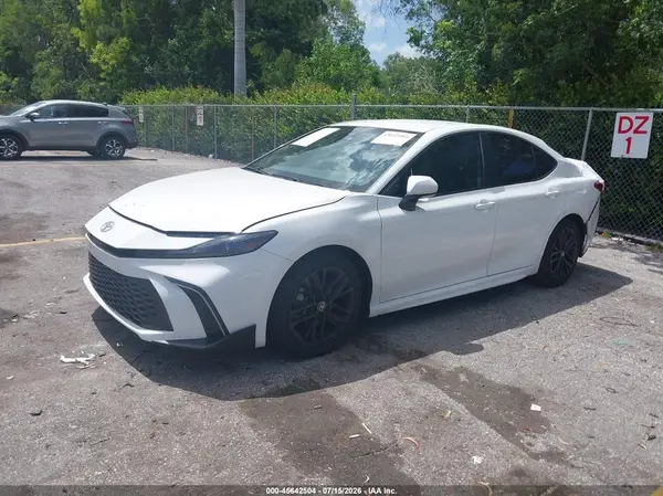 4T1DAACK2SU085531 2025 TOYOTA CAMRY - Image 2