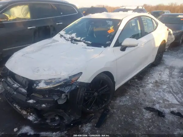 4T1DAACK2SU092527 2025 TOYOTA CAMRY - Image 2