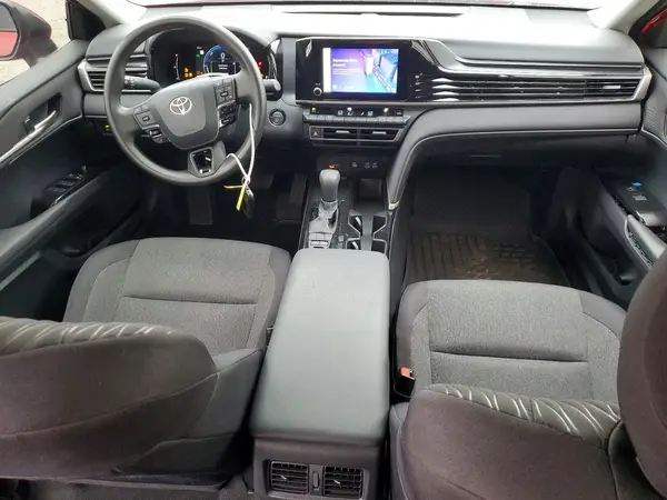 4T1DAACK2SU093905 2025 TOYOTA CAMRY - Image 8