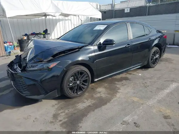 4T1DAACK2SU096660 2025 TOYOTA CAMRY - Image 2