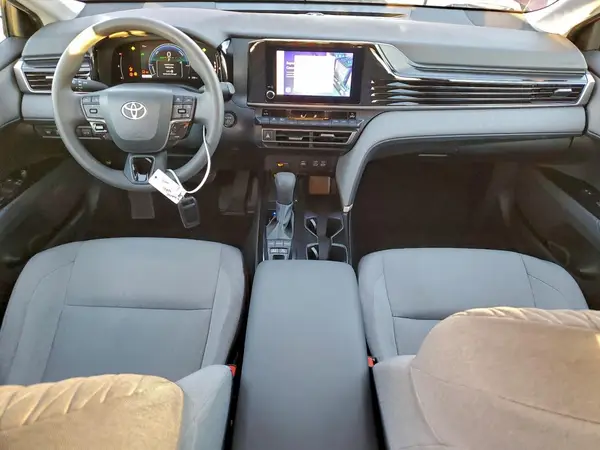 4T1DAACK2SU099655 2025 TOYOTA CAMRY - Image 8