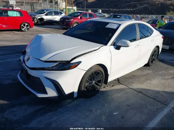 4T1DAACK2SU105065 2025 TOYOTA CAMRY - Image 2