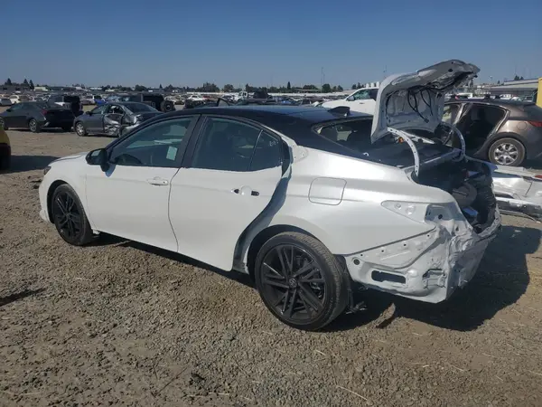4T1DAACK2SU106765 2025 TOYOTA CAMRY - Image 2