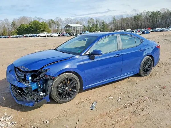 4T1DAACK2SU108645 2025 TOYOTA CAMRY - Image 1