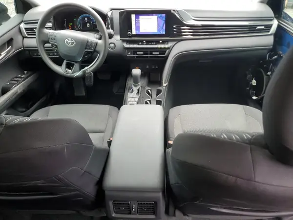 4T1DAACK2SU109813 2025 TOYOTA CAMRY - Image 8