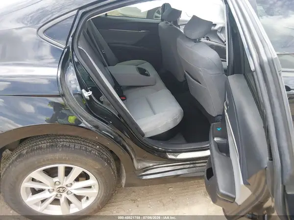 4T1DAACK2SU112808 2025 TOYOTA CAMRY - Image 8