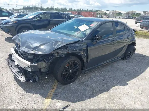 4T1DAACK2SU117877 2025 TOYOTA CAMRY - Image 2