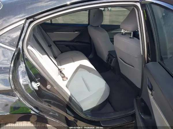 4T1DAACK2SU124019 2025 TOYOTA CAMRY - Image 8