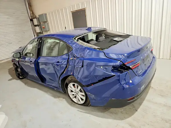 4T1DAACK2SU124974 2025 TOYOTA CAMRY - Image 2