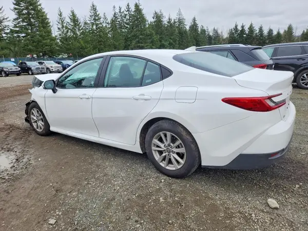 4T1DAACK2SU128054 2025 TOYOTA CAMRY - Image 2