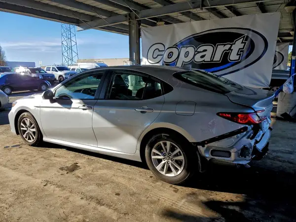 4T1DAACK2SU130144 2025 TOYOTA CAMRY - Image 2