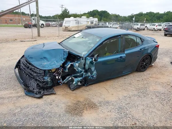 4T1DAACK2SU132346 2025 TOYOTA CAMRY - Image 2