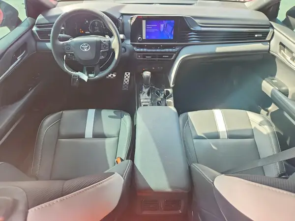 4T1DAACK2SU133092 2025 TOYOTA CAMRY - Image 8
