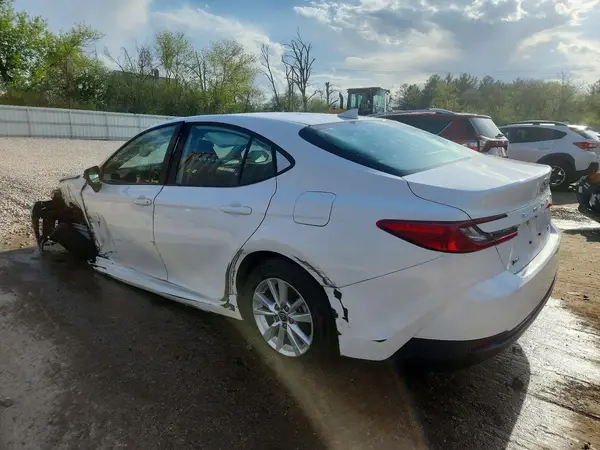 4T1DAACK2SU133917 2025 TOYOTA CAMRY - Image 2
