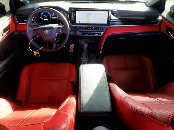 4T1DAACK2SU140625 2025 TOYOTA CAMRY - Image 8