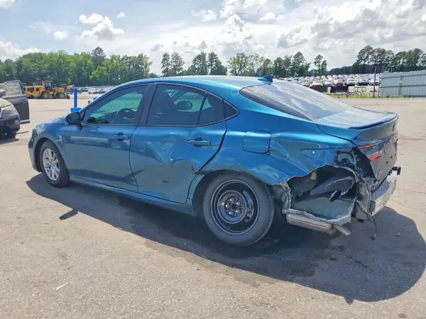 4T1DAACK2SU151303 2025 TOYOTA CAMRY - Image 2