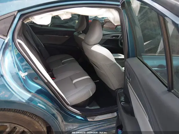 4T1DAACK2SU152404 2025 TOYOTA CAMRY - Image 8