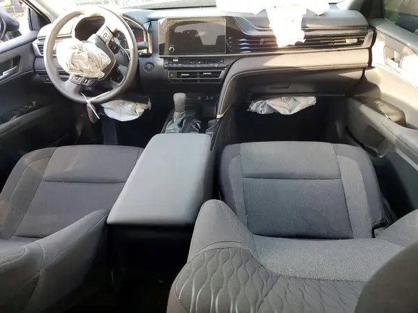 4T1DAACK2SU156226 2025 TOYOTA CAMRY - Image 8