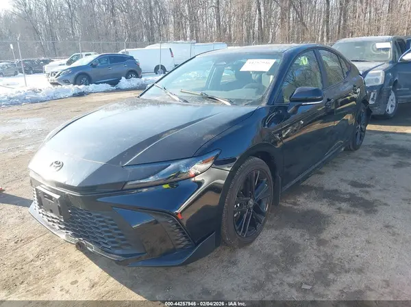 4T1DAACK2SU161135 2025 TOYOTA CAMRY - Image 2