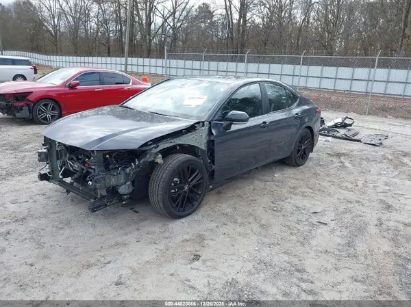4T1DAACK2SU173804 2025 TOYOTA CAMRY - Image 2