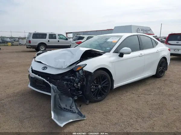 4T1DAACK2SU183507 2025 TOYOTA CAMRY - Image 2