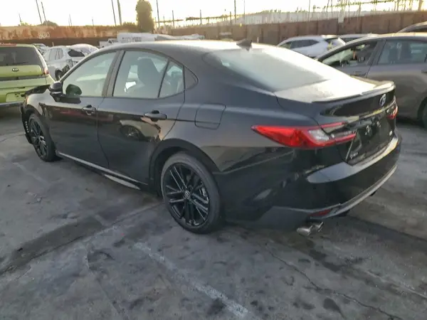 4T1DAACK2SU203738 2025 TOYOTA CAMRY - Image 2