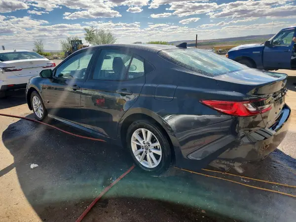 4T1DAACK2SU504400 2025 TOYOTA CAMRY - Image 2
