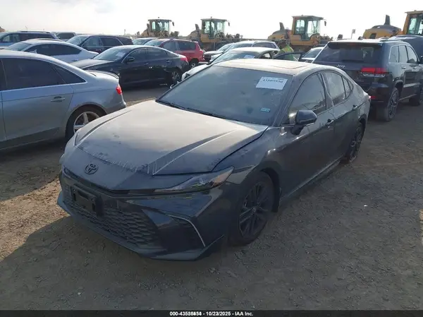 4T1DAACK2SU511573 2025 TOYOTA CAMRY - Image 2