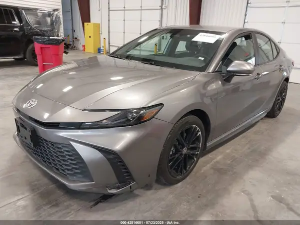 4T1DAACK2SU516501 2025 TOYOTA CAMRY - Image 2