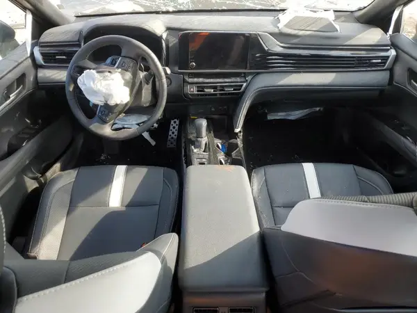 4T1DAACK2SU519608 2025 TOYOTA CAMRY - Image 8