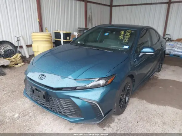 4T1DAACK2SU520046 2025 TOYOTA CAMRY - Image 2