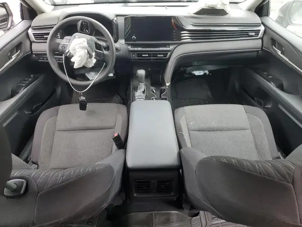 4T1DAACK2SU522895 2025 TOYOTA CAMRY - Image 8
