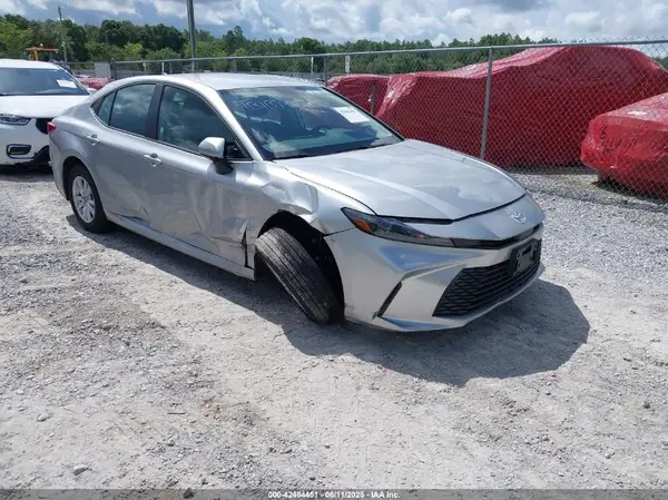 4T1DAACK2SU524159 2025 TOYOTA CAMRY - Image 1