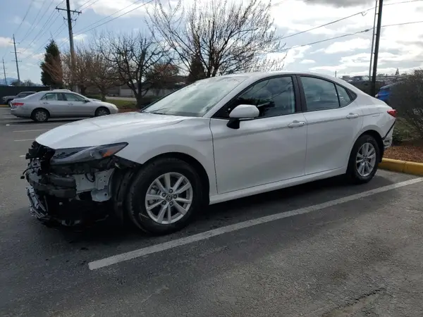 4T1DAACK2SU525585 2025 TOYOTA CAMRY - Image 1