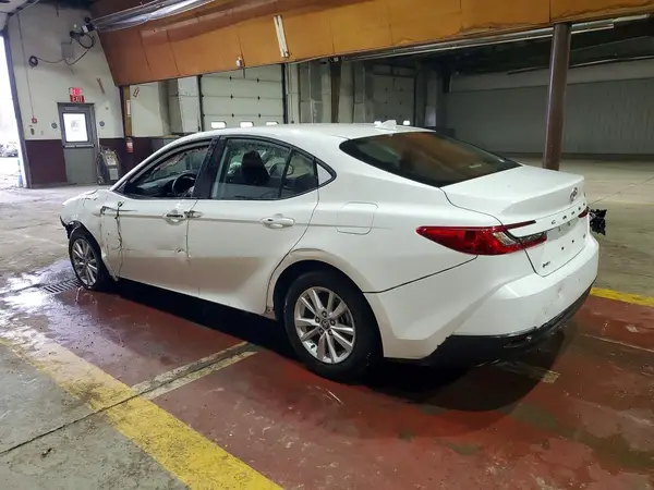 4T1DAACK2SU528115 2025 TOYOTA CAMRY - Image 2