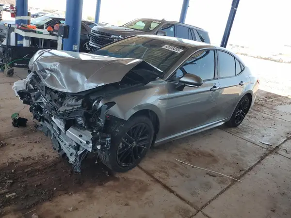 4T1DAACK2SU528664 2025 TOYOTA CAMRY - Image 1