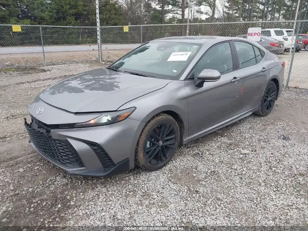4T1DAACK2SU531354 2025 TOYOTA CAMRY - Image 2
