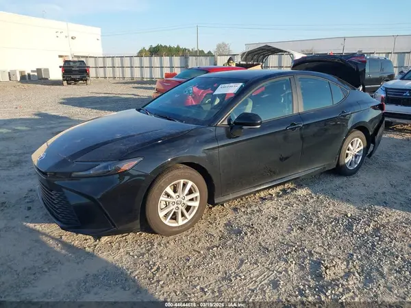 4T1DAACK2SU535095 2025 TOYOTA CAMRY - Image 2