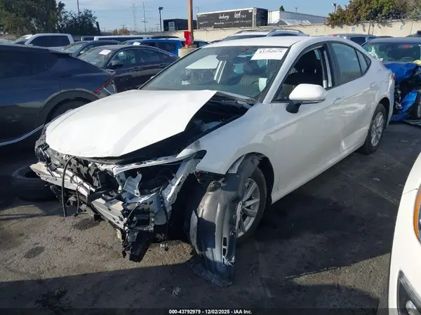 4T1DAACK2SU536151 2025 TOYOTA CAMRY - Image 2