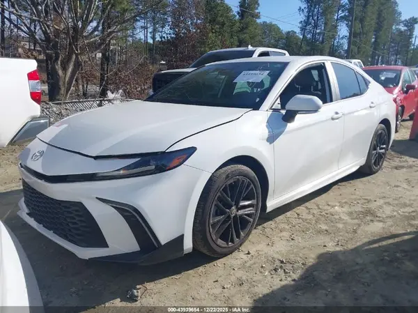 4T1DAACK2SU537087 2025 TOYOTA CAMRY - Image 2
