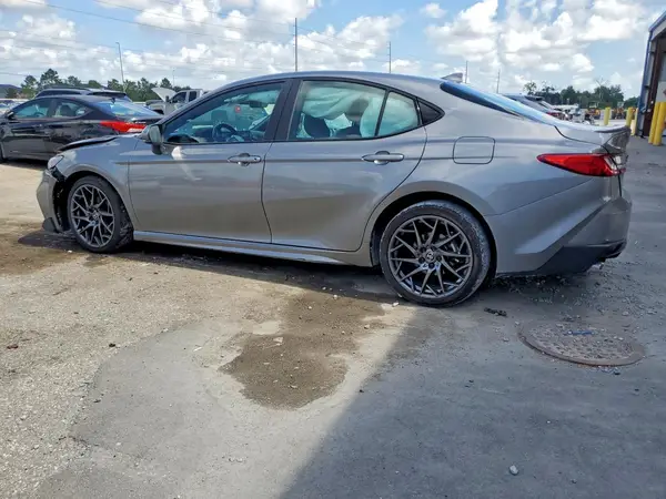 4T1DAACK2SU539518 2025 TOYOTA CAMRY - Image 2