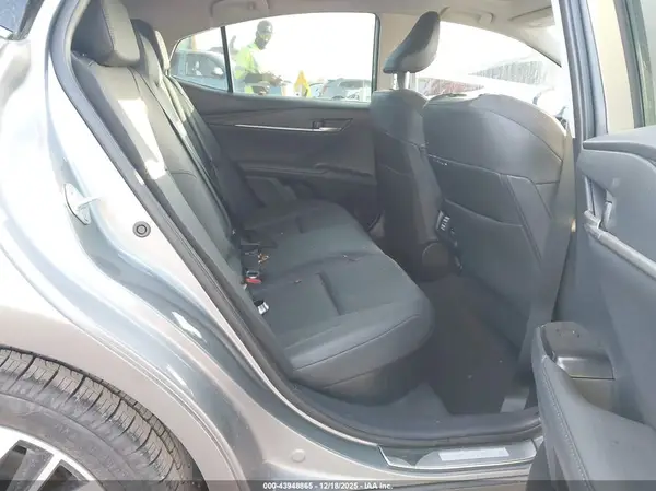 4T1DAACK2SU541463 2025 TOYOTA CAMRY - Image 8