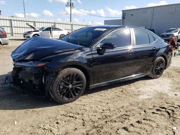 4T1DAACK2SU544010 2025 TOYOTA CAMRY - Image 1