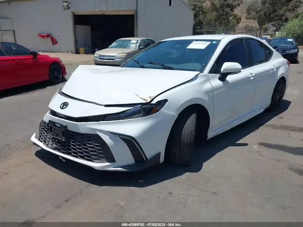 4T1DAACK2SU545125 2025 TOYOTA CAMRY - Image 2