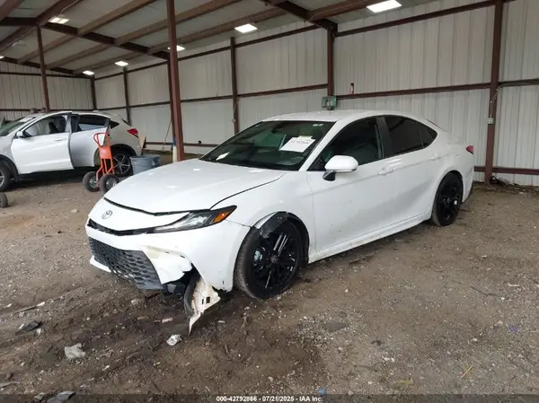 4T1DAACK2SU549983 2025 TOYOTA CAMRY - Image 2