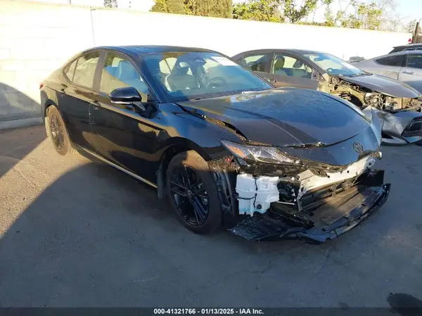 4T1DAACK2SU550339 2025 TOYOTA CAMRY - Image 1
