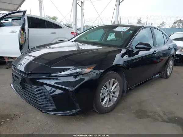 4T1DAACK2SU550647 2025 TOYOTA CAMRY - Image 2