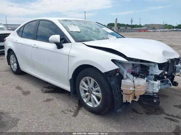 4T1DAACK2SU563608 2025 TOYOTA CAMRY - Image 1