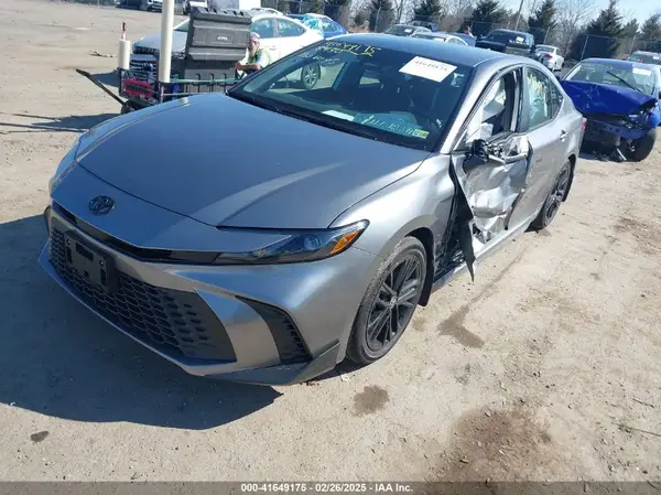 4T1DAACK2SU571787 2025 TOYOTA CAMRY - Image 2